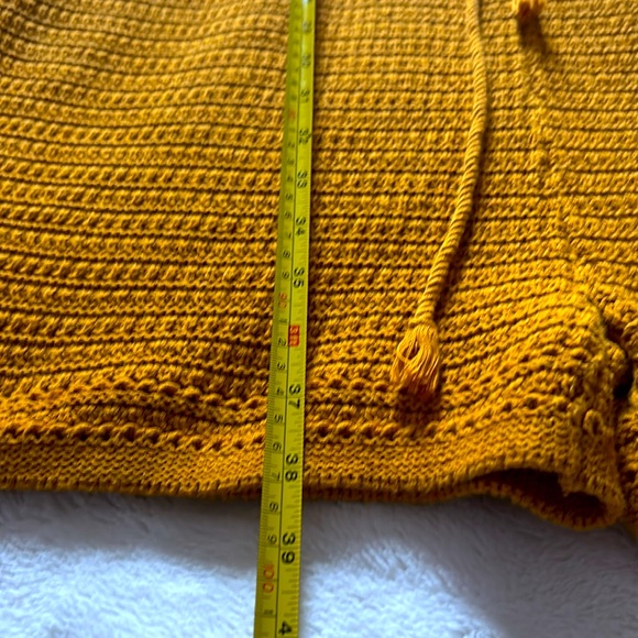 EUC- Universal Thread Mustard Knit/chrochet stretchy Romper, wore once - Picture 7 of 10